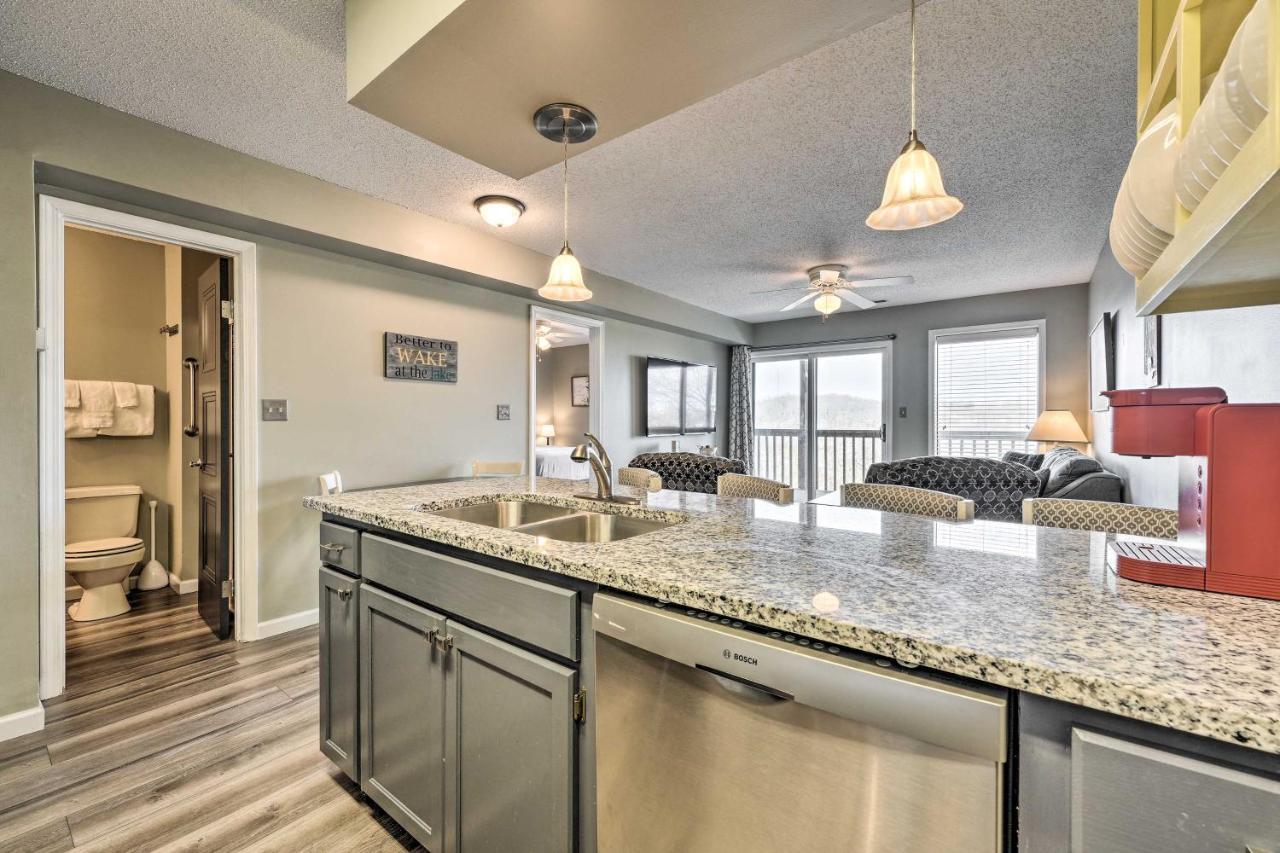 Inviting Branson West Condo With Pool Access ภายนอก รูปภาพ
